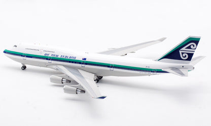1:200 35CM InFlight AIR NEW ZEALAND BOEING 747-400 Aircraft Diecast Plane Model