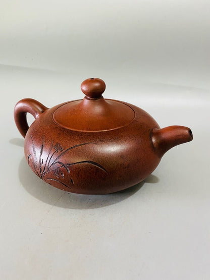 Chinese Yixing Zisha Clay Handmade Exquisite Teapot （一粒珠兰花壶 底款：顾景舟）