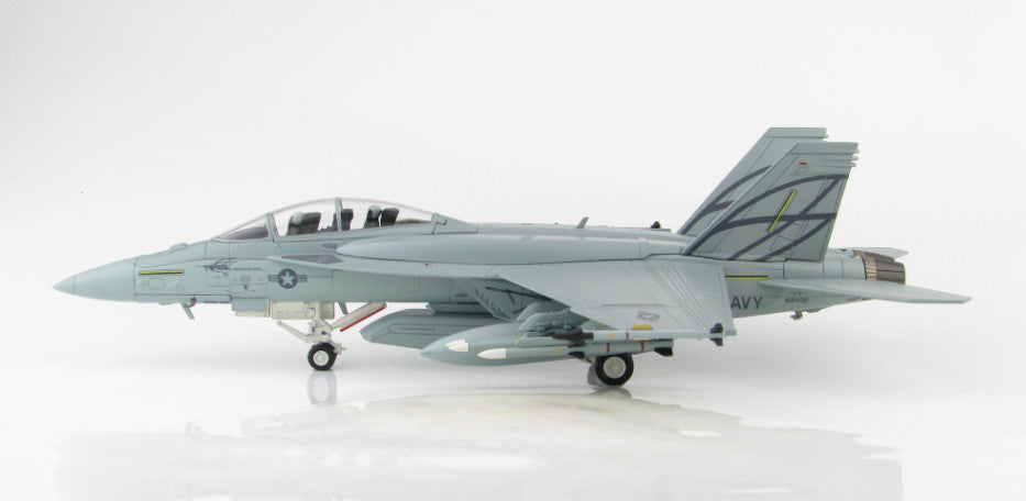 HM F/A-18F Advanced Super Hornet 168492 US Navy 2013 1/72 diecast model aircraft