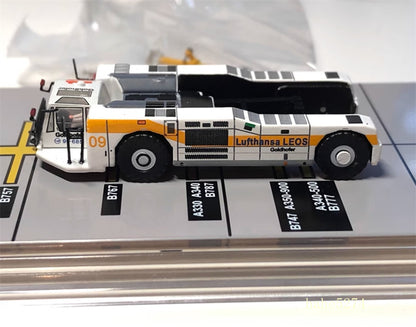 1/200 JC Wings Lufthansa/Unpainted Trailer Tractor Alloy Diecast Model