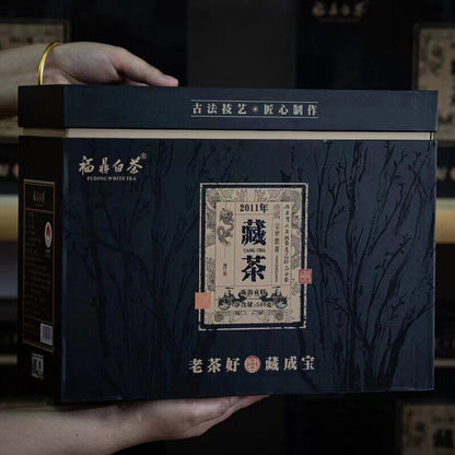 Fuding White Tea 2011 Gongmei Jujube Fragrant Old White Tea Tibetan Tea 500g