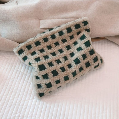 Soft Lambswool Cosmetic Bag Large Plaid Makeup Bag Travel Beauty Case 27*18*5 CM