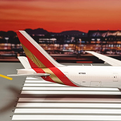 1:400 Geminijets Kalitta Air Boeing 777-300ERF Passenger Airplane Diecast Model