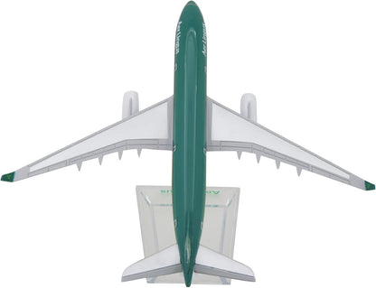 1:400 A330-300 Ireland AER Lingus Metal Airplane Model Plane Plane Model Green