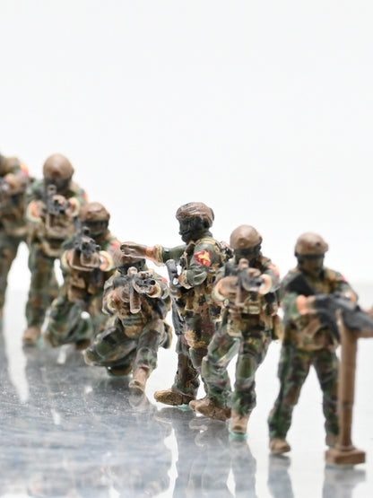 1/72 USA Modern Special Soldier 7member Team Model Figure Painted for Mini Scene