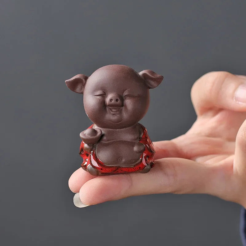 1 PCS Purple Clay Lovely Pig Figurine Ornament Fingertip Small Tea Pets Crafts