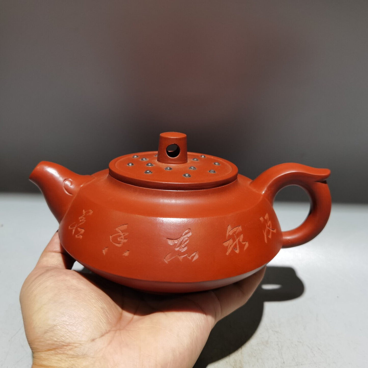 Chinese Yixing Zisha Clay Handmade Exquisite Teapot （玉壁对壶 底款：鲍志强）