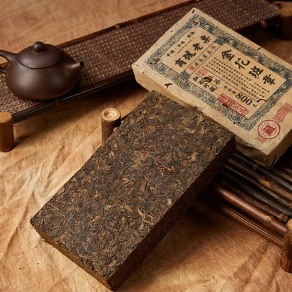 800g Yunnan Chen Nian 1998 Jinhua Old Ban Zhang Pu'er Tea Raw Tea Bricks