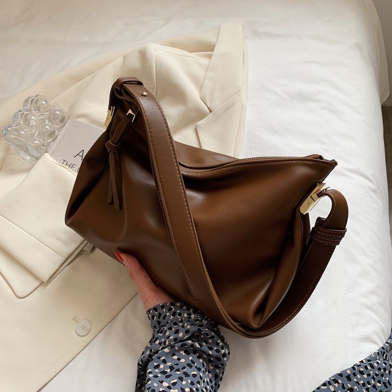 Soft Surface Large Bag Summer Fashion Underarm Purses Shoulder Bags 28*13*19 CM