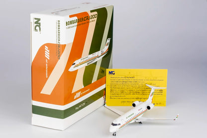1:200 NG Model Air Wisconsin Bombardier CRJ200LR Passenger Plane Diecast Model