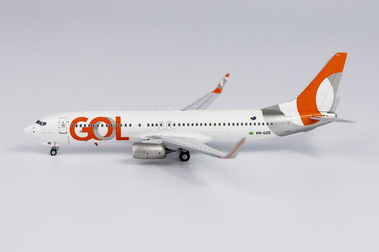 1:400 NG Model GOL BOEING 737-800 Passenger Airplane Diecast Aircraft Model