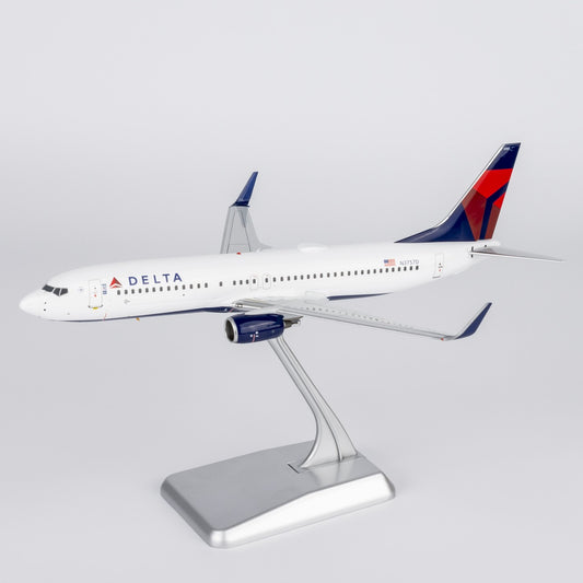 1:200 NGmodels Delta Air Lines B737-800 Passenger Diecast Airplane Model