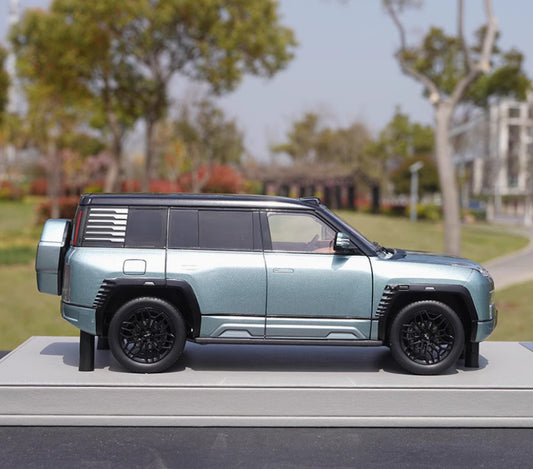 1:18 BYD Yangwang U8 SUV Cross-country Vehicle Diecast New Energy Car Model