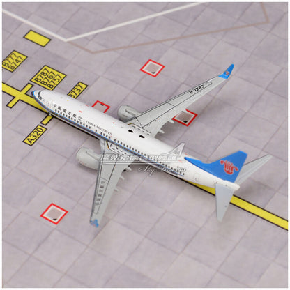 1:400 JC Wings CHINA SOUTHERN Boeing 737-800 Passenger Airplane Diecast Model