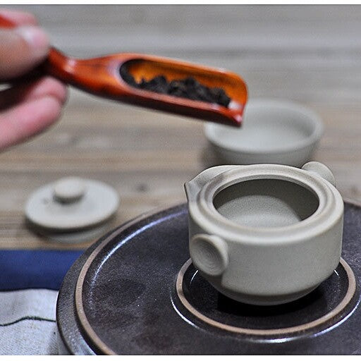 Portable Tea Set Ceramic Pottery Tea Pot With Infuser Holes Matching Tea Cup New
