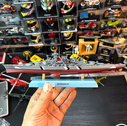 1/1000 German Navy KMS Bismarck battleship warship model