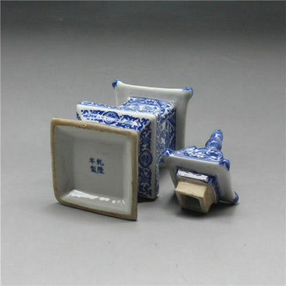 Jingdezhen Old Layered Tower Vase Chinese Blue and White Porcelain Collection