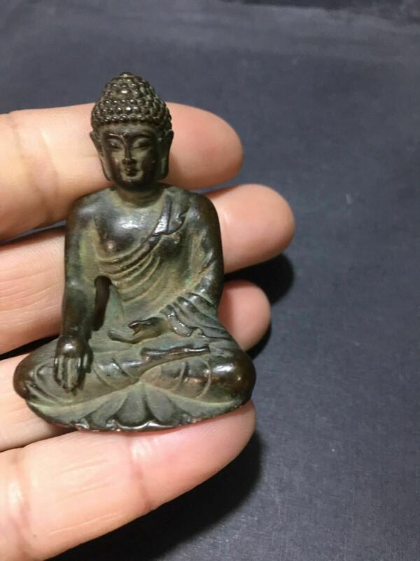 Old Tibetan Buddhism Bronze Medicine Buddha Sakyamuni Buddha Statue