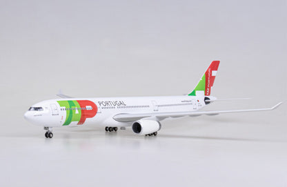 47CM 1:135 PORTUGAL AIRBUS A330 Passenger Airplane Landing Gears Resin Model