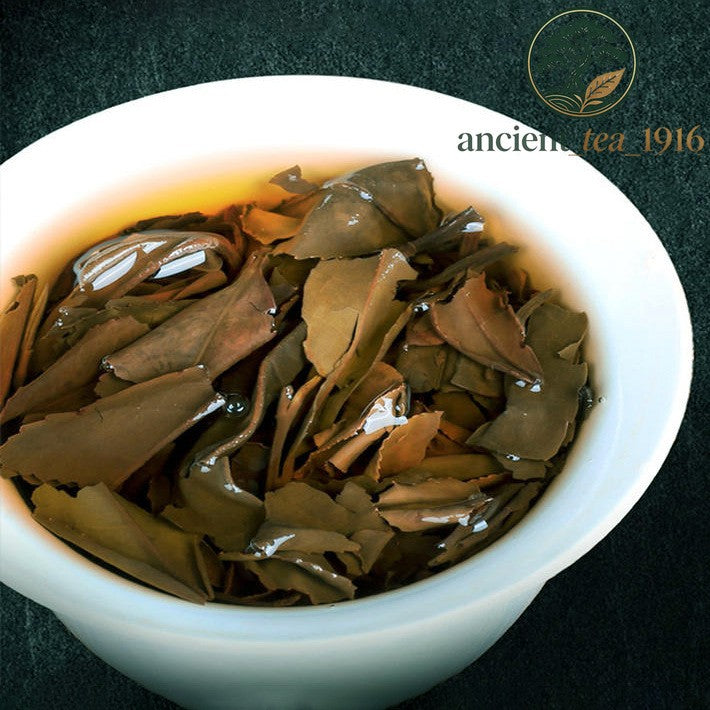 7pc*100g Yunnan Large Leaf Species Shoumei (a Type of White Tea) White Tea Cake