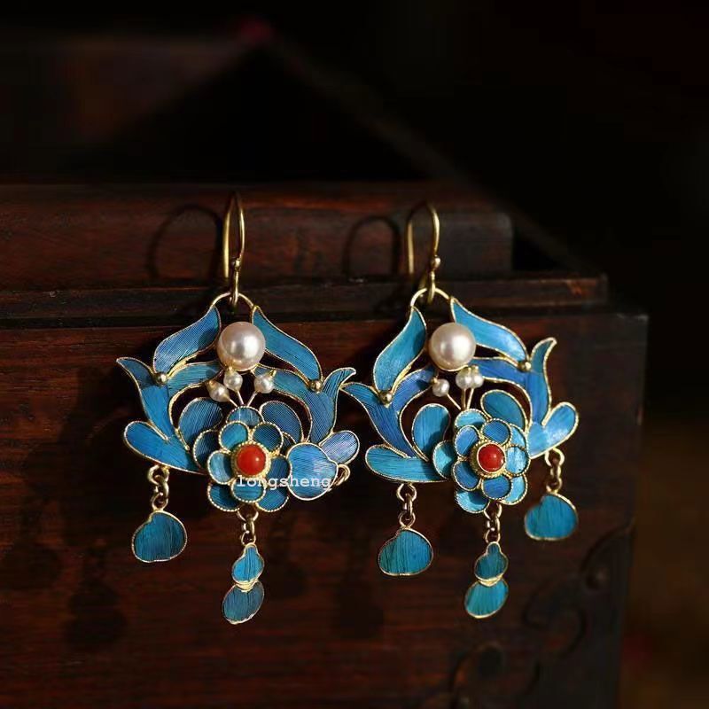 A pair of Chinese antique choked enamel cloisonn é craft earrings
