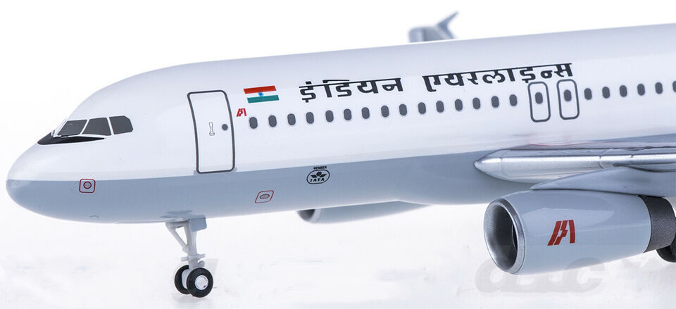 1:200 Hogan Indian Airlines AIRBUS A320 Passenger Airplane ABS Plastic Model