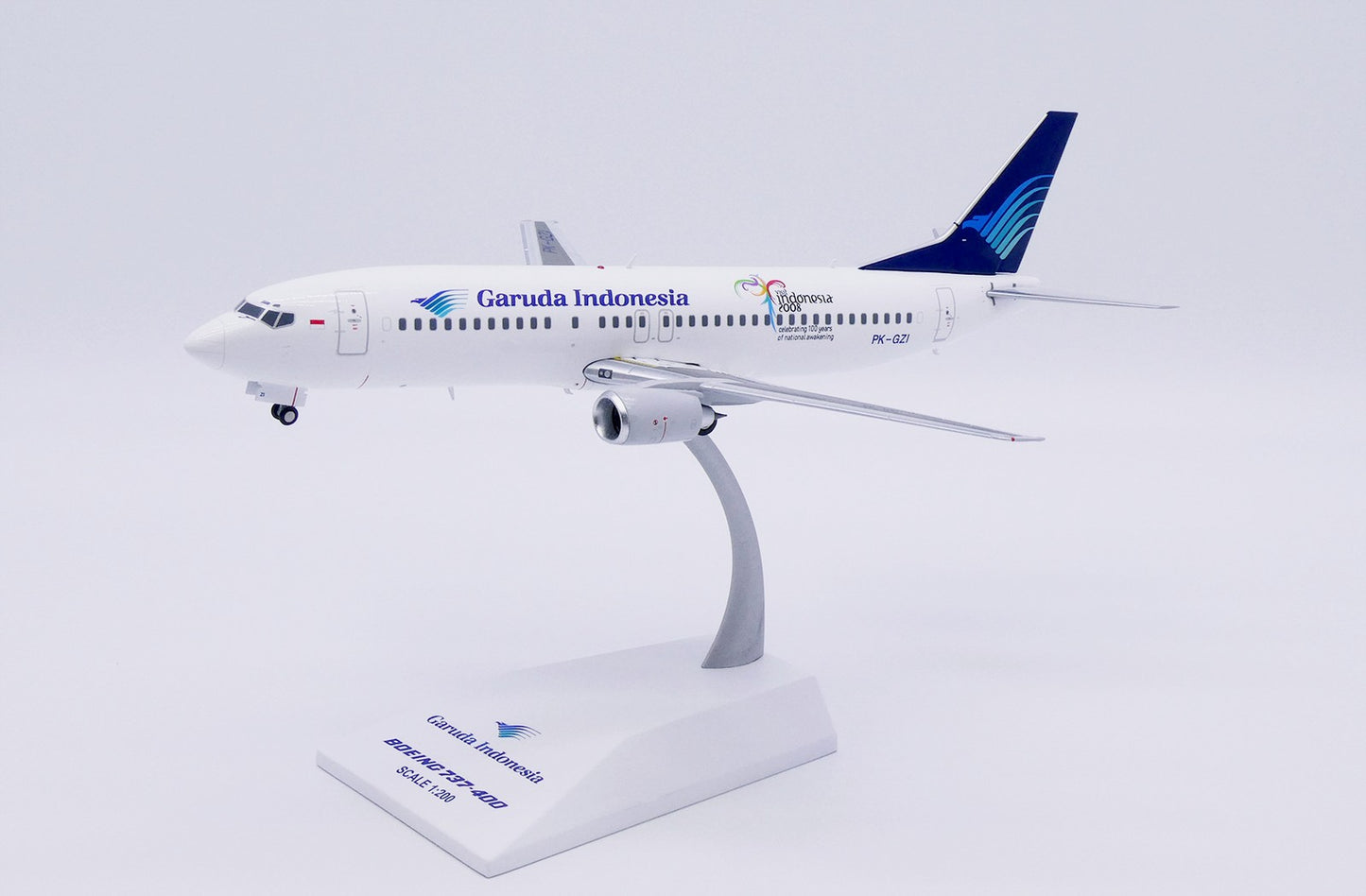 1:200 JC Wings Garuda Indonesia Boeing 737-800 Airplane Diecast Aircraft Model