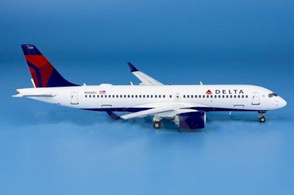 1:200 GeminiJets DELTA AIRBUS A220-300 Passenger Airplane Diecast Aircraft Model
