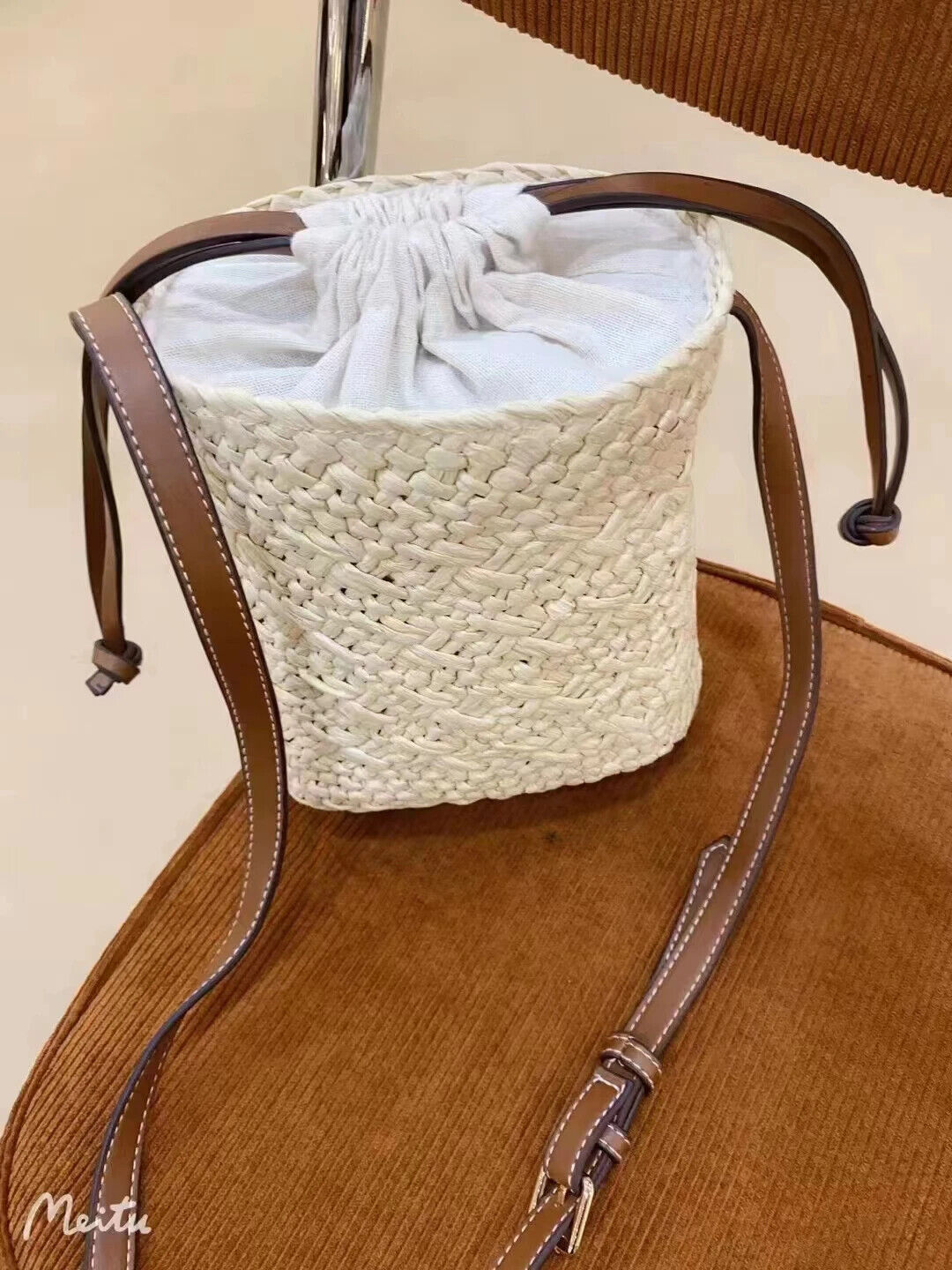 Straw Handbag Hand-woven Women's Holiday Bag Shoulder Bag