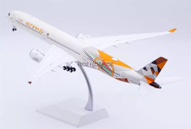 for JC Wings for Etihad Airways for Airbus A350-1000 A6-XWB 1:200 Aircraft Model
