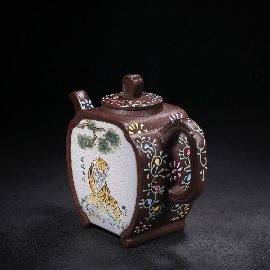 Chinese Yixing Zisha Clay Handmade Exquisite Teapot （威震山河 底款：陈鸣远）