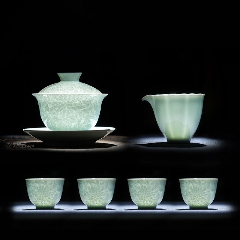 Jingdezhen Porcelain Gaiwan Creative Tureen Teacup Flower Relief Tea Set Ceramic