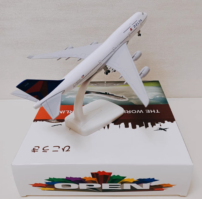 20CM DELTA BOEING 747-400 N670US Passenger Aircraft Plane Diecast Airplane Model