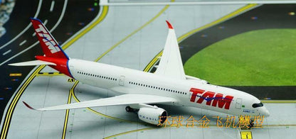 1:200 33CM JC WINGS TAM AIRBUS A350-900 Passenger Airplane Diecast Plane Model