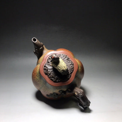 Chinese Yixing Zisha Clay Handmade Exquisite Teapot （松鹤延年 底款：汪寅仙）