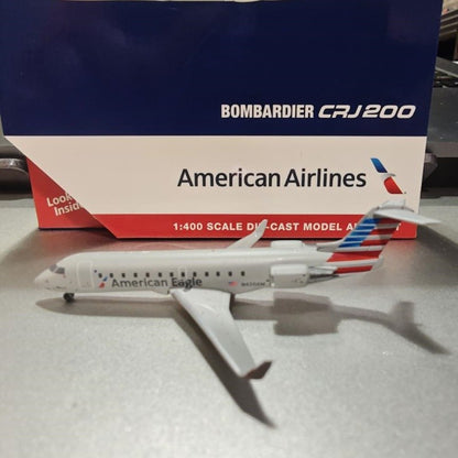 1:400 Geminijets American Airlines Bombardier CRJ200LR Airplane Diecast Model