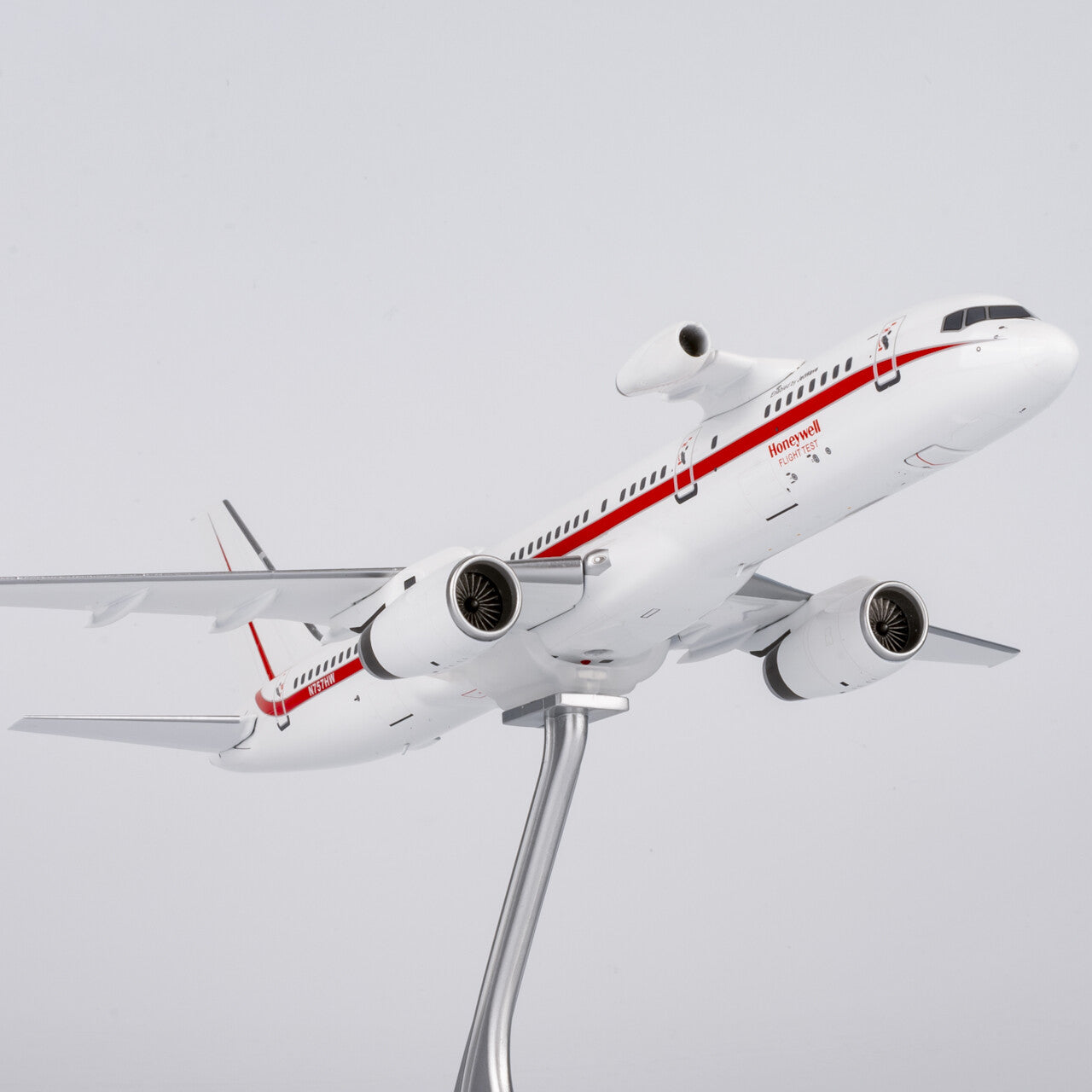1:200 NGmodels Honeywell Boeing 757-200 Passenger Airplane Diecast Plane Model