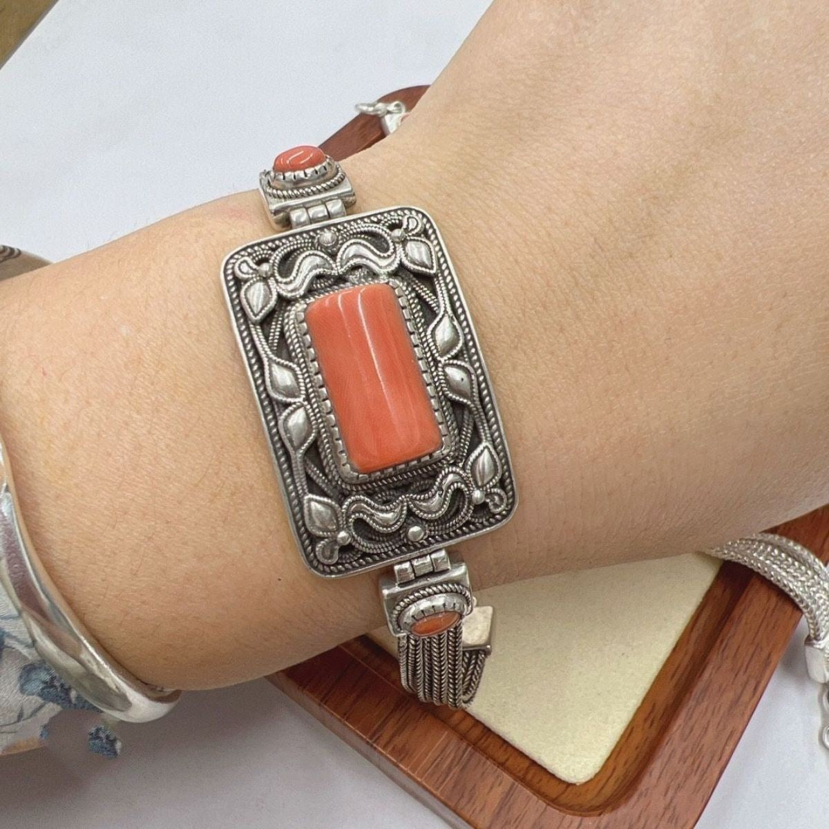 Mongolian Bracelet Vintage Red Inlay Square Ethnic Silver Chain Bracelet