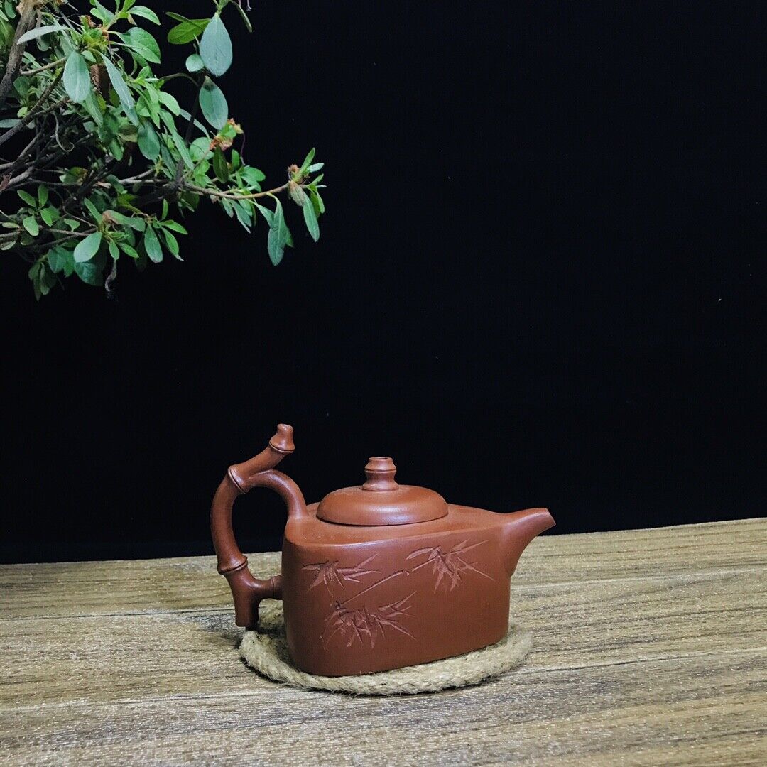 Chinese Yixing Zisha Clay Handmade Exquisite Teapot （矮竹舟 底款：朱可心）