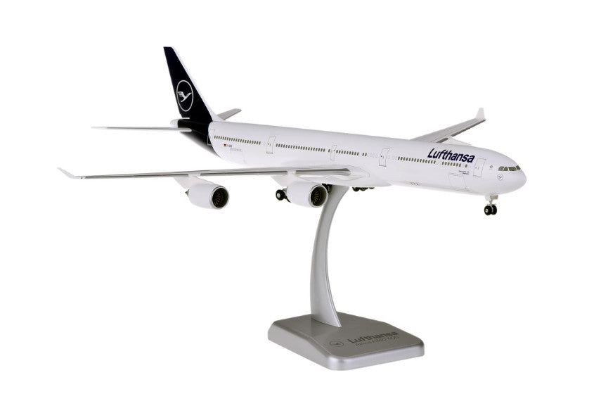 1:200 38CM Hogan Lufthansa AIRBUS A340-600 Passenger Airplane ABS Plastic Model
