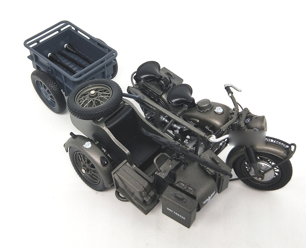 GERMAN SS18-BMW R75 Panzerfaust 30 1/24 Motorcycle model finished ATLAS