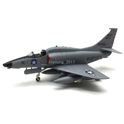 1/72 Douglas A-4M Skyhawk Fighter Airplane Model Diecast Military Plane Model
