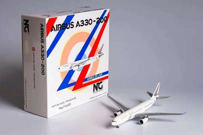 1:400 NG REPUBLIQUE FRANCAISE AIRBUS A330-200 Passenger Airplane Diecast Model