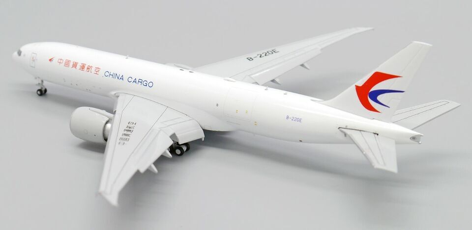1:400 JC Wings CHINA CARGO BOEING 777-200LRF Aircraft Diecast Flap Down Model