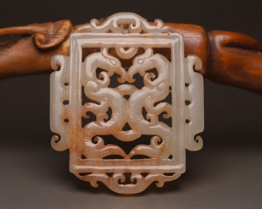 Chinese Old Natural Hetian Jade Carved Exquisite Unique Figurine Pendant Jewelry