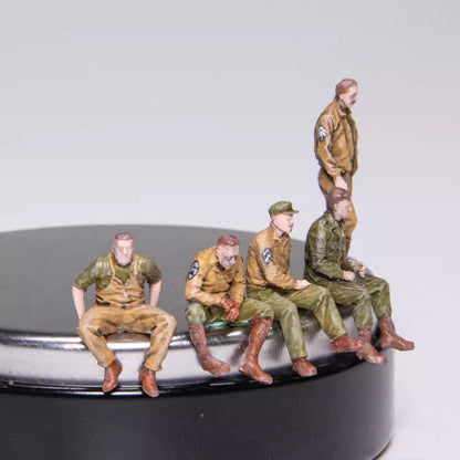 AM 1/72 Fury US Army Soldiers 5-Persons Complete Model Ornament（Without Tank）