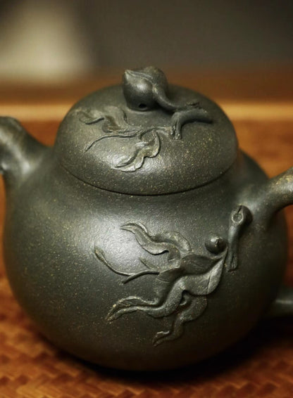 220cc chinese Yixing Handmade Zisha Green Clay Teapot ShouTao Hu Tea Pot