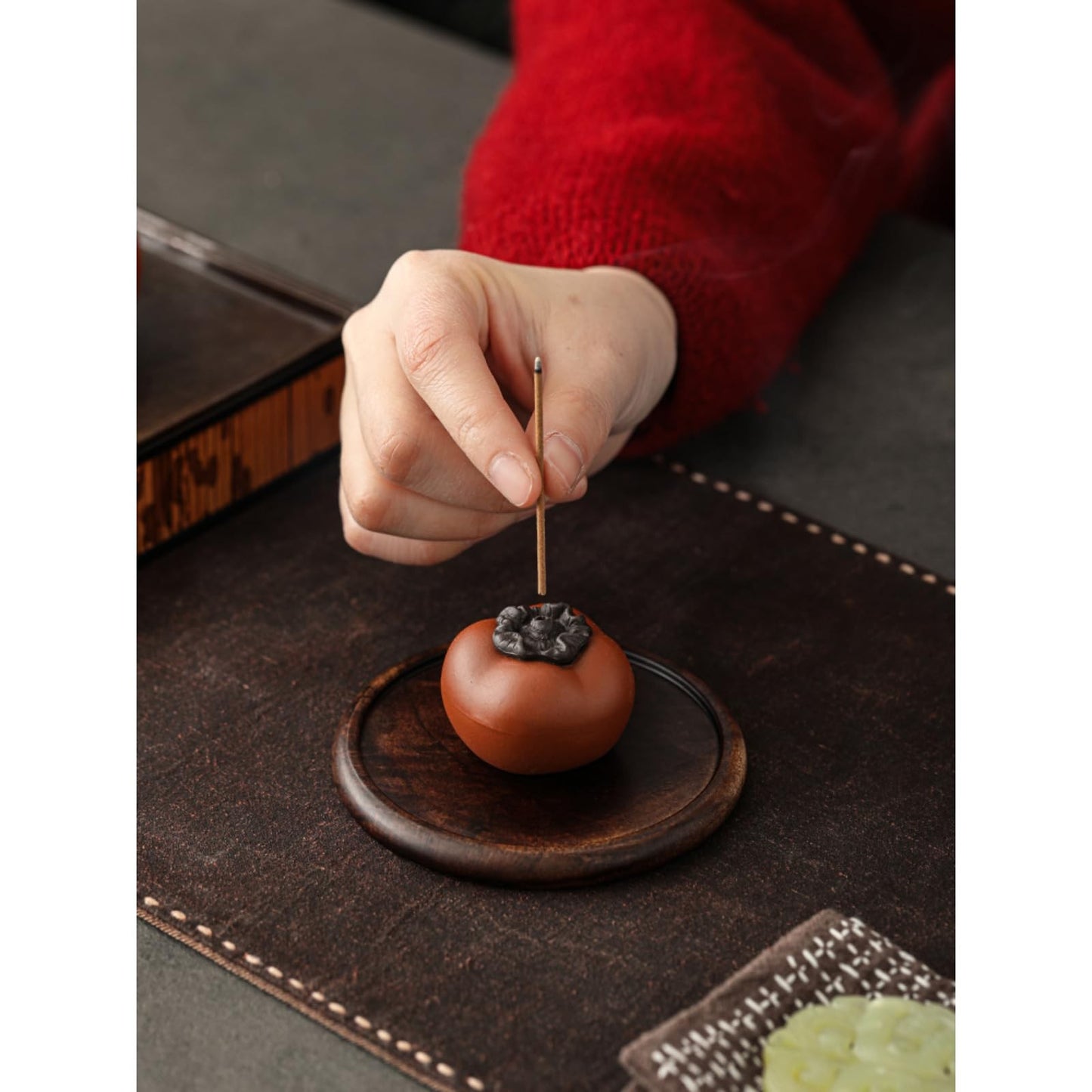 Ceramic Persimmon Incense Burner Tea Pet 4.4cm Tea Play Kungfu Tea Ceremony