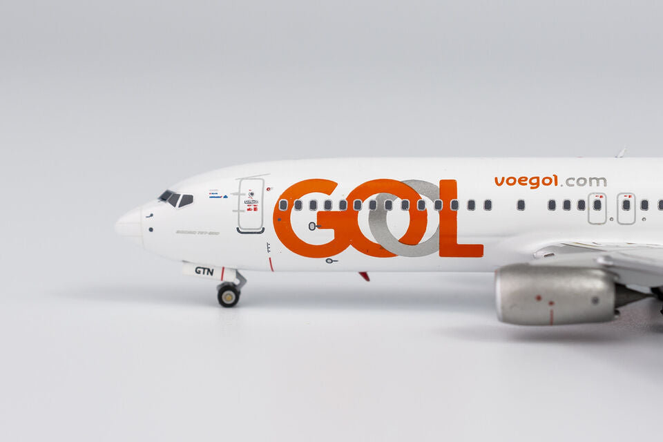 1:400 NG Model GOL BOEING 737-800 Passenger Airplane Diecast Aircraft Model