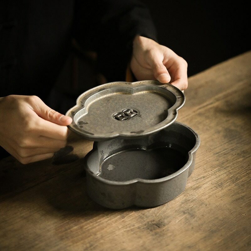 12.8cm Traditional Chinese Ceramic Teapot Holders Household Pot Tray Tea Set